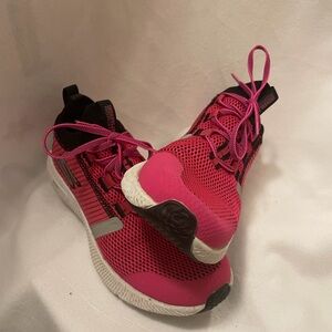 Skechers Fuchsia and Black Athletic Shoes